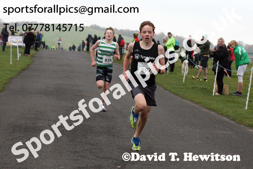 Boys and girls under-15s, Heaton Memorial 10k Road Race, Newcastle Town Moor. Photo:  David T. Hewitson/Sports for All Pics